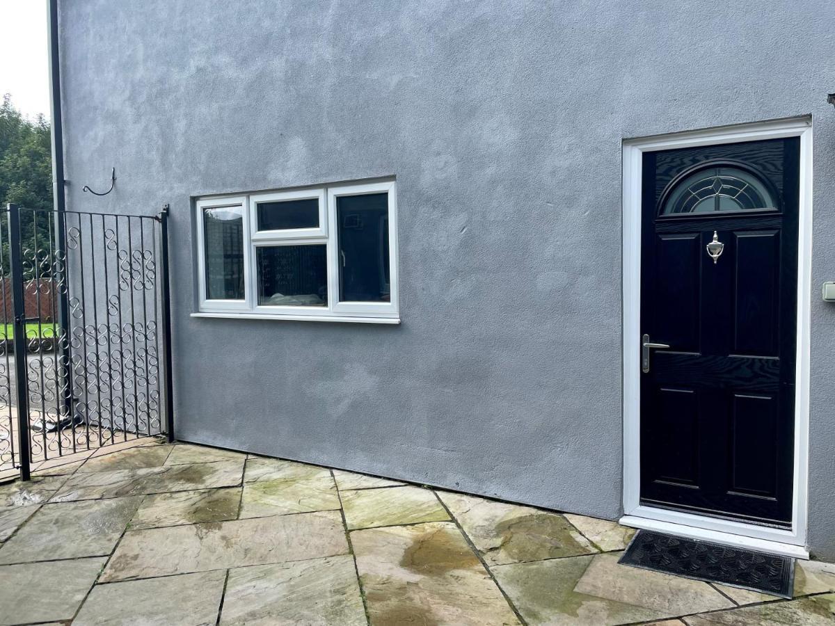 The Annex At Pantglas Farm Pontyclun Экстерьер фото